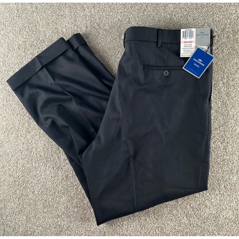 Dockers Dress Pant Fine Wool Pleated Cuff Relaxes Wrinkle Free Black Mens 40x30